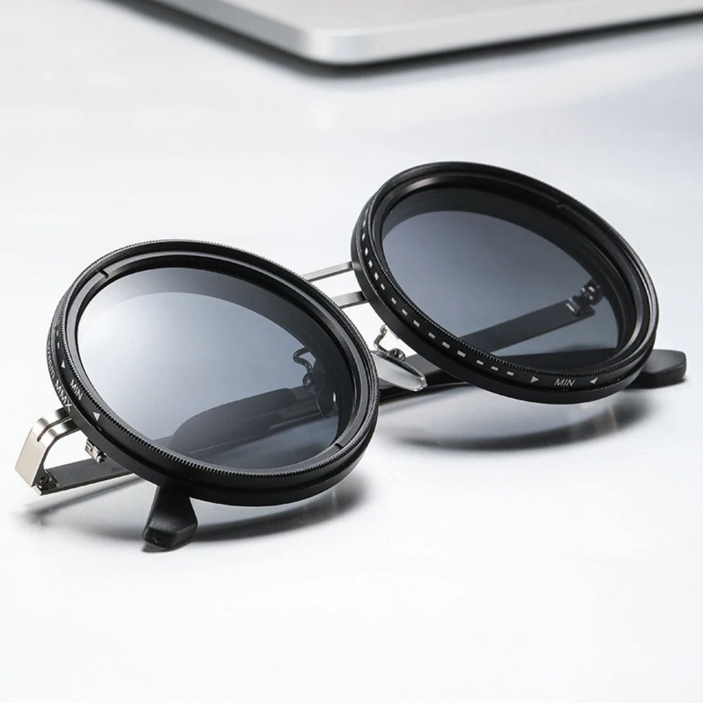 نظارة شمسية😎 ذات 9 مستويات من حجب الضوء💯 قابلة للتعديل يدويا، مناسبة في جميع المناسبات و في جميع اوقات اليوم👌.